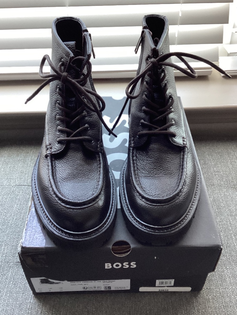 BOSS Julio Lugged Moc Toe Leather Boot, size 10